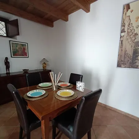 アパート Il Rifugio カゼルタ・ヴェッキア